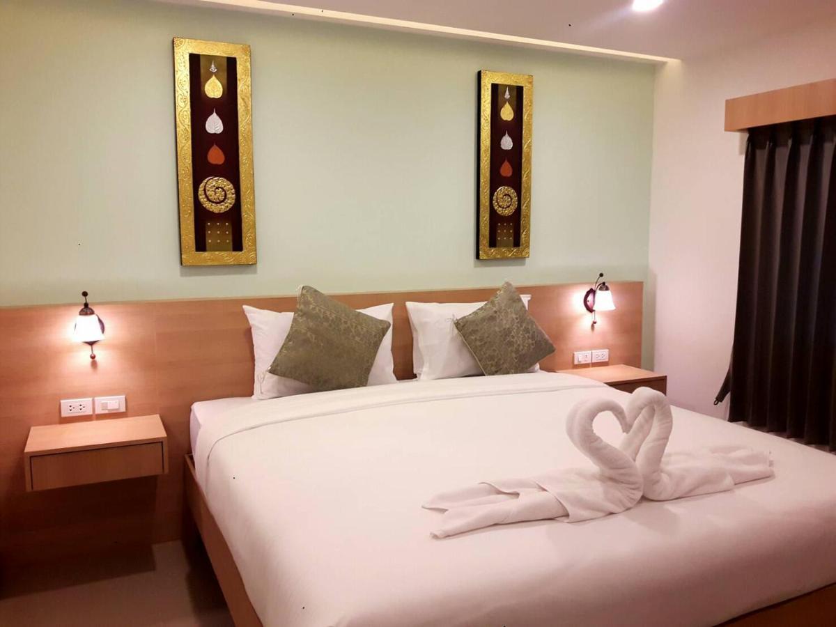 Vista Hotel Chiang Mai - Sha Extra Plus Exterior foto