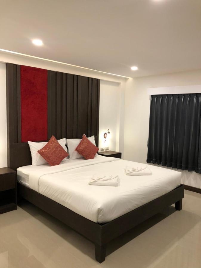 Vista Hotel Chiang Mai - Sha Extra Plus Exterior foto